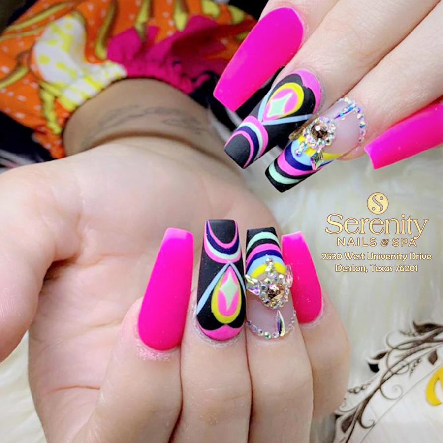 Serenity Nails & Spa nail photo 2